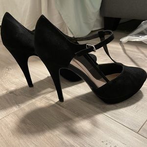 Black Mary Jane Heels